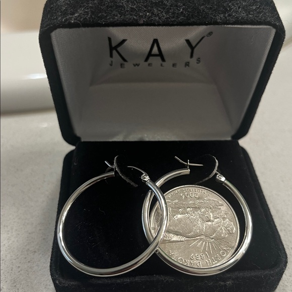 Kay Jewelers Silver Hoop Earrings - Picture 5 of 5